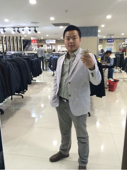 李力
