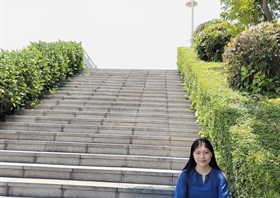 杨凡