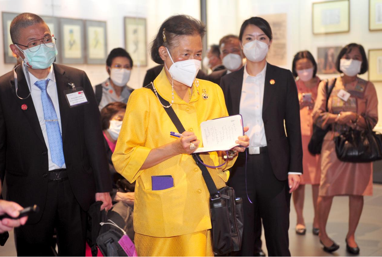 泰国公主诗琳通到访mg冰球突破试玩