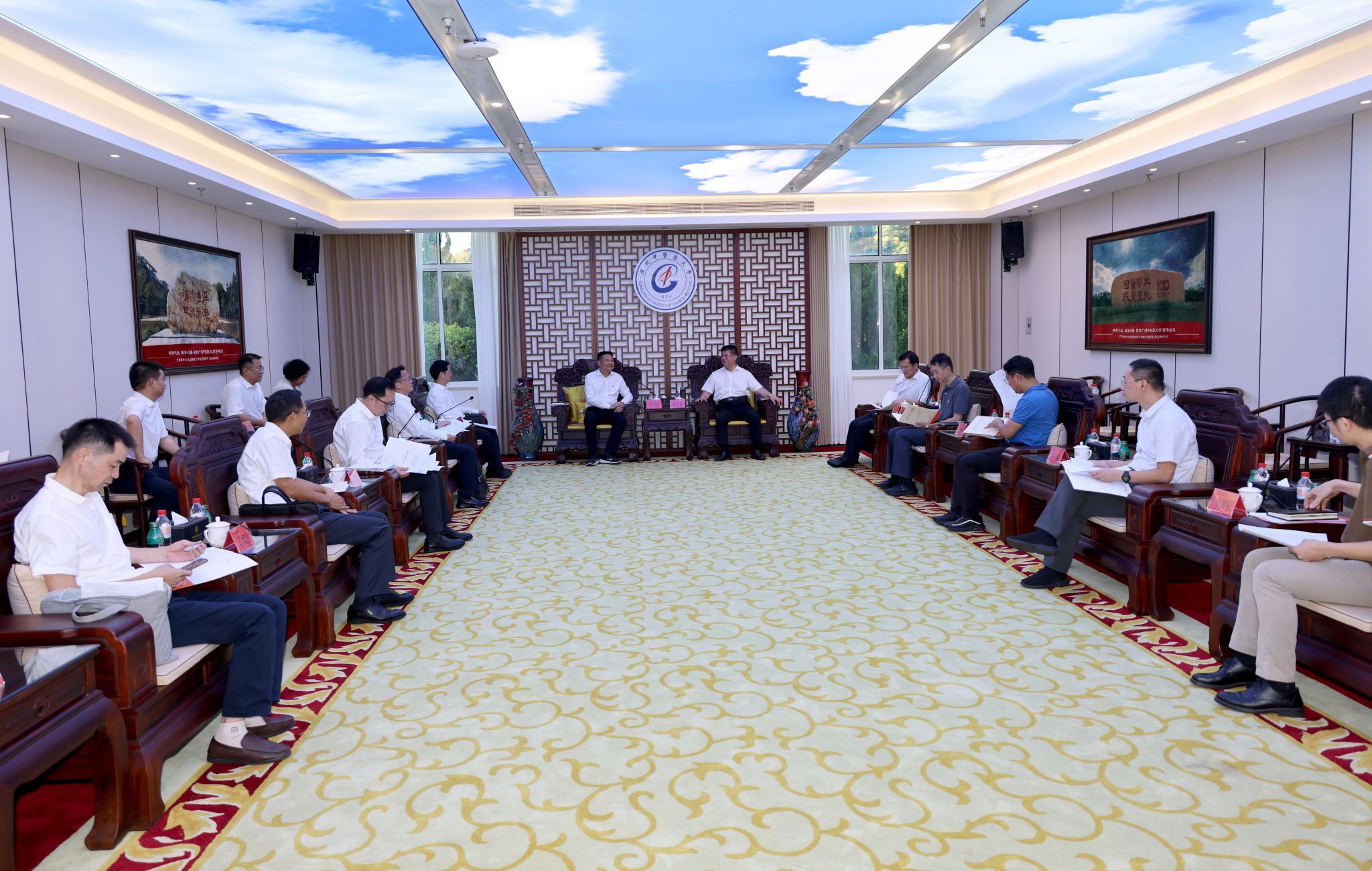 云浮市委副书记、市长李庆新来校调研交流
